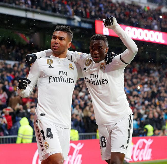 意大利力克塞维利亚,卡塞米罗一己之力扛起全队的简单介绍 意大利力克塞维利亚,卡塞米罗一己之力扛起全队的简单介绍