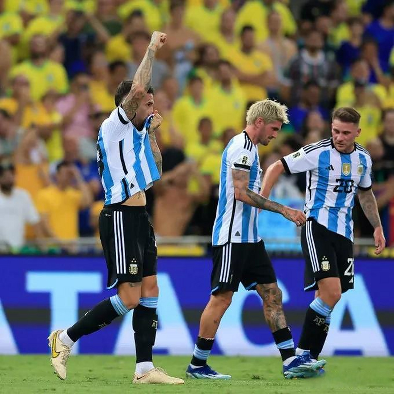 巴西队在实力对决中全力一搏的简单介绍 巴西队在实力对决中全力一搏的简单介绍