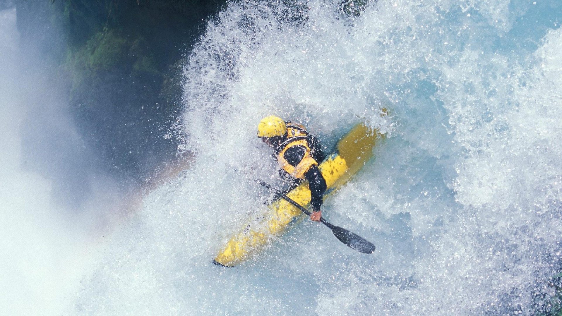 足球的戏剧性，阿尔瓦雷斯爆发与波兰绝杀西班牙的夜晚